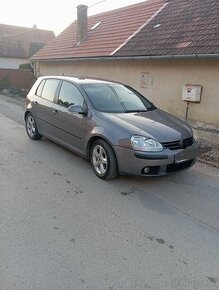 Predám Volkswagen golf V 4x4