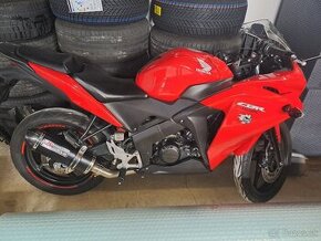 CBR125R