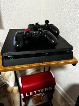 Playstation 4 Slim