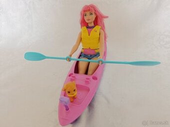 Barbie Camping Daisy - bábika kanoistka