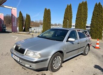 Škoda Octavia 1,9  TDI 66 kW - rezerve