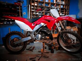 Honda CR 125 - 1