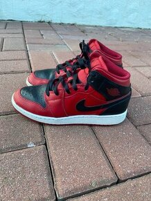 Predám tenisky AIR JORDAN 1 MID BG - 1