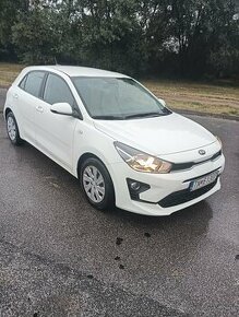 Kia Rio - 1