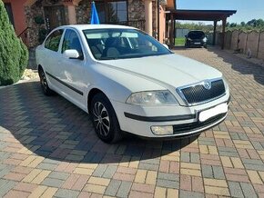 Škoda Octavia II 1.6Mpi 75kw