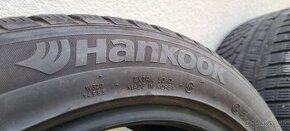 Zimné pneumatiky Hankook icept Evo2 245/45 R19 102V