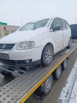 Rozpredam VW Touran 1.9Tdi 77kw 2005 BKC