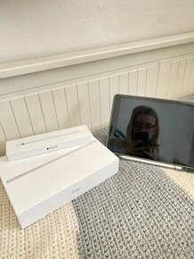 Apple iPad 10.2 9th Generation 2021 64GB so ZÁRUKOU - 1