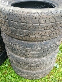 225/65r16 C