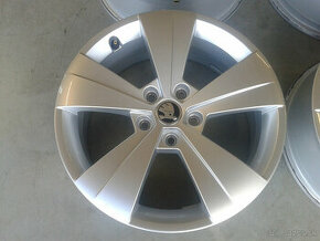 Ponukam ALU 5x112 R17 6,5J ET41 ORIGINAL SKODA - 1