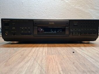 Technics CD prehrávač SL-PS670A