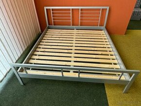 Kovová postel 180x200 cm