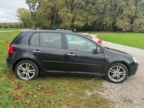 Volkswagen golf 5 - 1