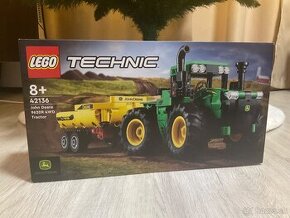 LEGO 42136 Technic John Deere 9620R 4WD Tractor