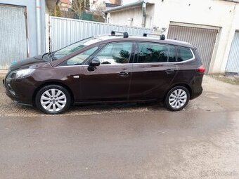 Opel Zafira Tourer 2.0 CDTi ECOTEC 130k Cosmo