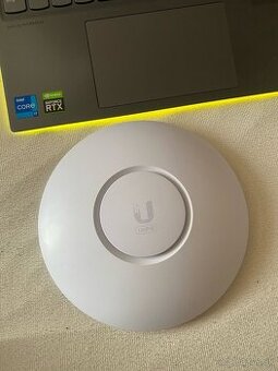 Ubiquiti UniFi AP 6 Lite