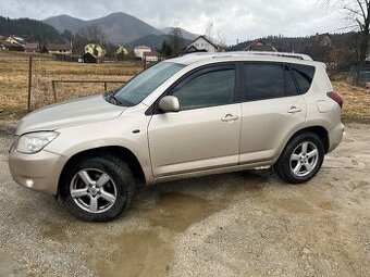 Toyota Rav 4 - 1