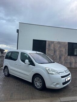 CITROEN BERLINGO MULTISPACE 1,6 DIESEL NOVÁ STK EK