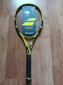 Tenisová raketa BABOLAT PURE AERO TEAM.