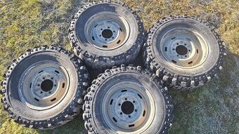 Predám terénne pneu 235/75R15 s diskami 6x139,7