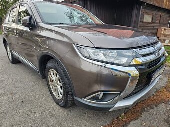 MITSUBISHI OUTLANDER 2,2DI-D 4x4