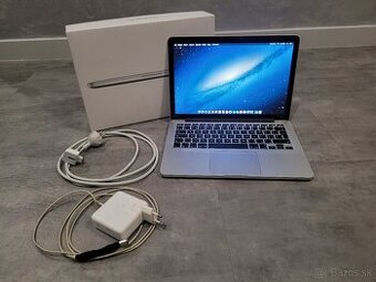 MacBook Pro 13,3" - 1