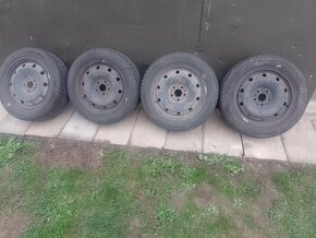 Predám 4 pneumatiky zimné 205/55r16-91T