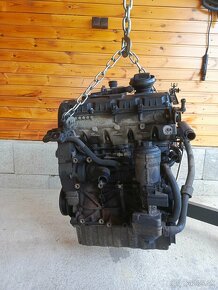 kompletný motor 1.9TDI 77kw BXE