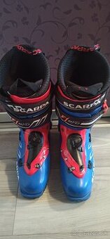 Scarpa f1 vel.30