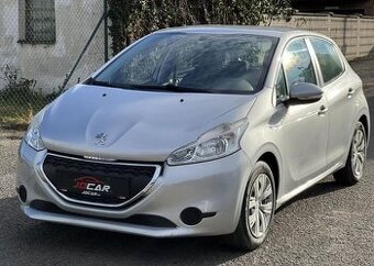 Peugeot 208 1.2i KLIMATIZACE ABS ASR ESP benzín manuál 60 kw