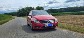 Mercedes-Benz B180