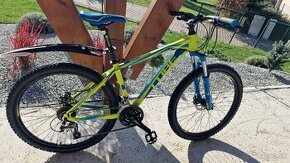 Cannondale Trail SL4 a Cube Aim CMPT - 1