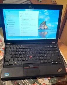 Lenovo Thinkpad X230i