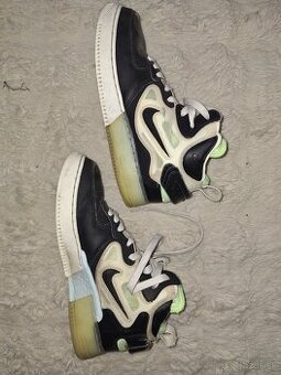 Air Force 1 Mid  / Air Force 1 Mid React  Nike Air Force 1 M