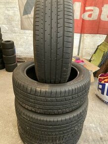 225/55R19 99V