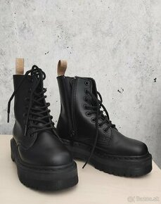 Dr. Martens V Jadon II Mono EU37