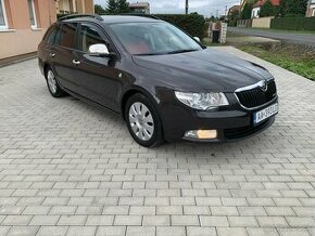 Predám Škoda Superb Combi II 1.6 TDI r.v2012 77kw GreenLine - 1