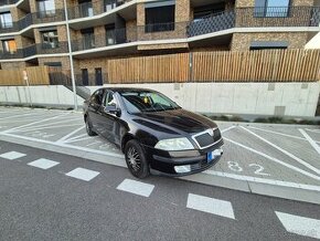 Ponúkam Škoda Octavia 2     / 1,6 benzín