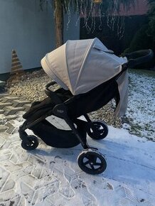 Britax B motion 4 plus