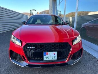 AUDI TTRS 2,5 TSI QUATTRO