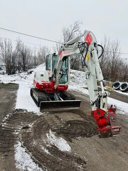 Pásové rypadlo Takeuchi TB250-2 5t