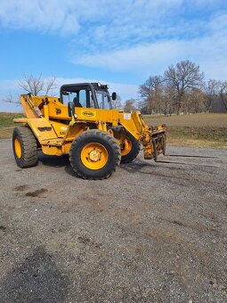 Teleskopický nakladač JCB 525-67