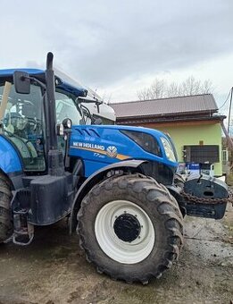 Traktor New Holland T7.230PC