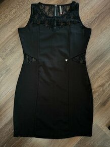 Malé čierne šaty XL s čipkou - 1
