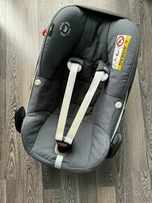 Maxi Cosi Pebble Pro i-Size + Isofix základňa Family Fix2