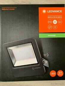 Nový LED Reflektor 100W