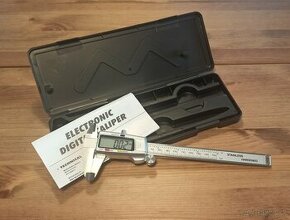 Meradlo digital caliper