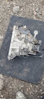 Prevodovka toyota 1,33vvti auris yaris 31115-0d090