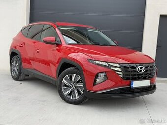 HYUNDAI TUCSON 1.6 T-GDI FAMILY 110kW / SK AUTO / 1.MAJITEĽ