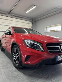 Mercedes-Benz GLA 220d 4MATIC AMG – TOP stav